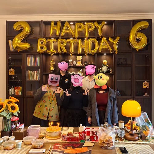 26th! 气球派对什么的真的太累啦！这张居然没拍到气球彩带，sad