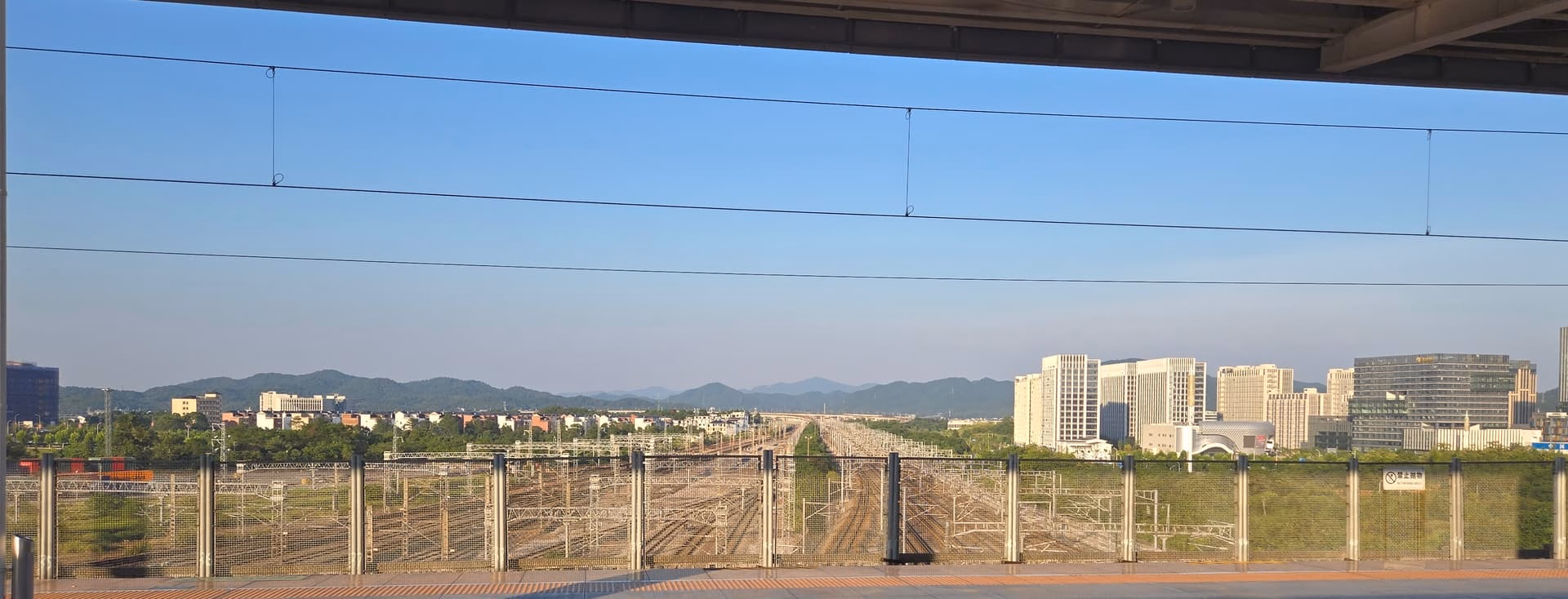 image|690x263